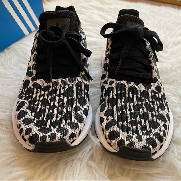 Adidas Leopard Swift Run NWT 7 - Picture 16 of 16